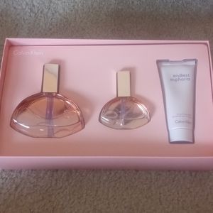Endless euphoria calvin klein collection